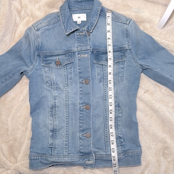 Bp Nordstrom Women’s Classic Light Blue Distressed Denim Jean Jacket -Sz XXSmall - Picture 3 of 8